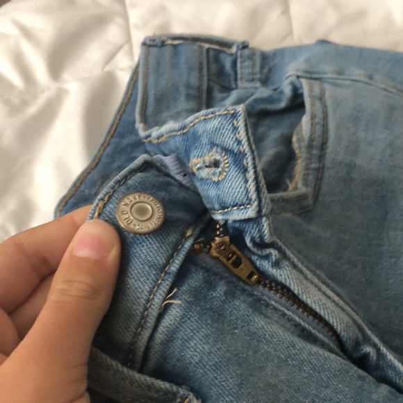 ‼️ONLY WORN TWICE!‼️ Size 14 high rise slouchy straight style OLD NAVY jeans! - Picture 11 of 13